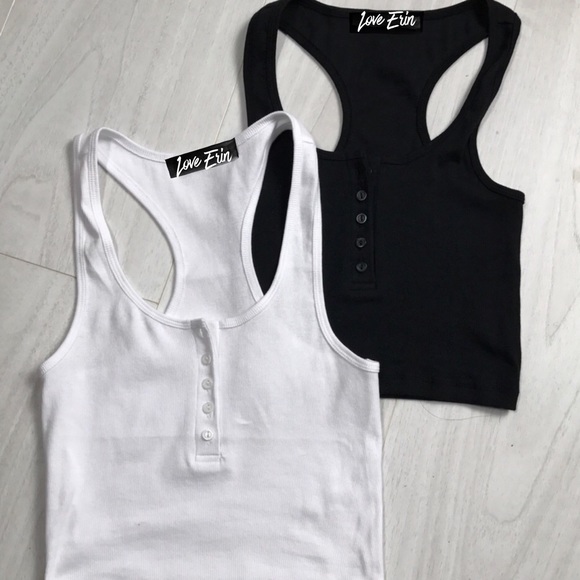 🆕Razor Back Crop Top - Picture 4 of 5