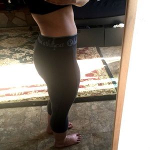 🔴SOLD🔴Lululemon crop pants