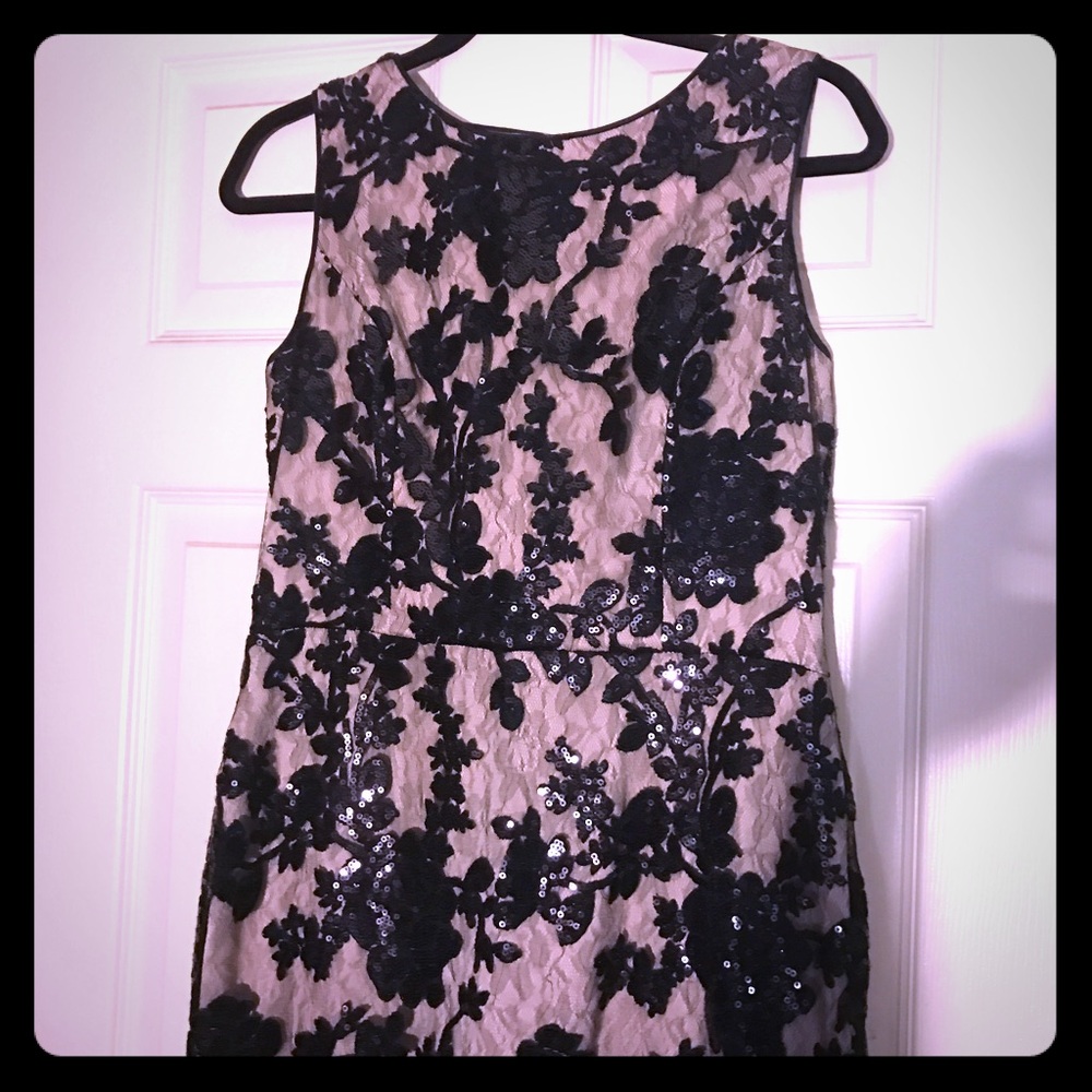Vince Camuto Sequin Dress size 8- perfect for PROM