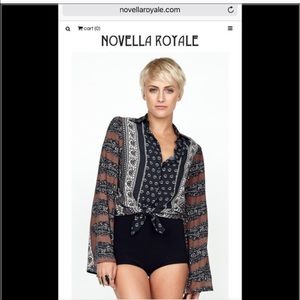 Novella Royale bungalow top