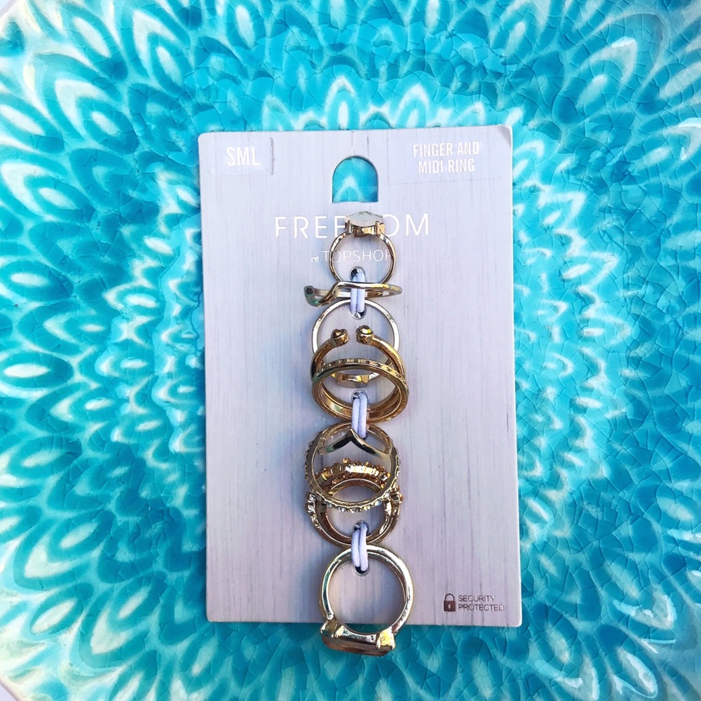 Topshop Midi Ring Set!