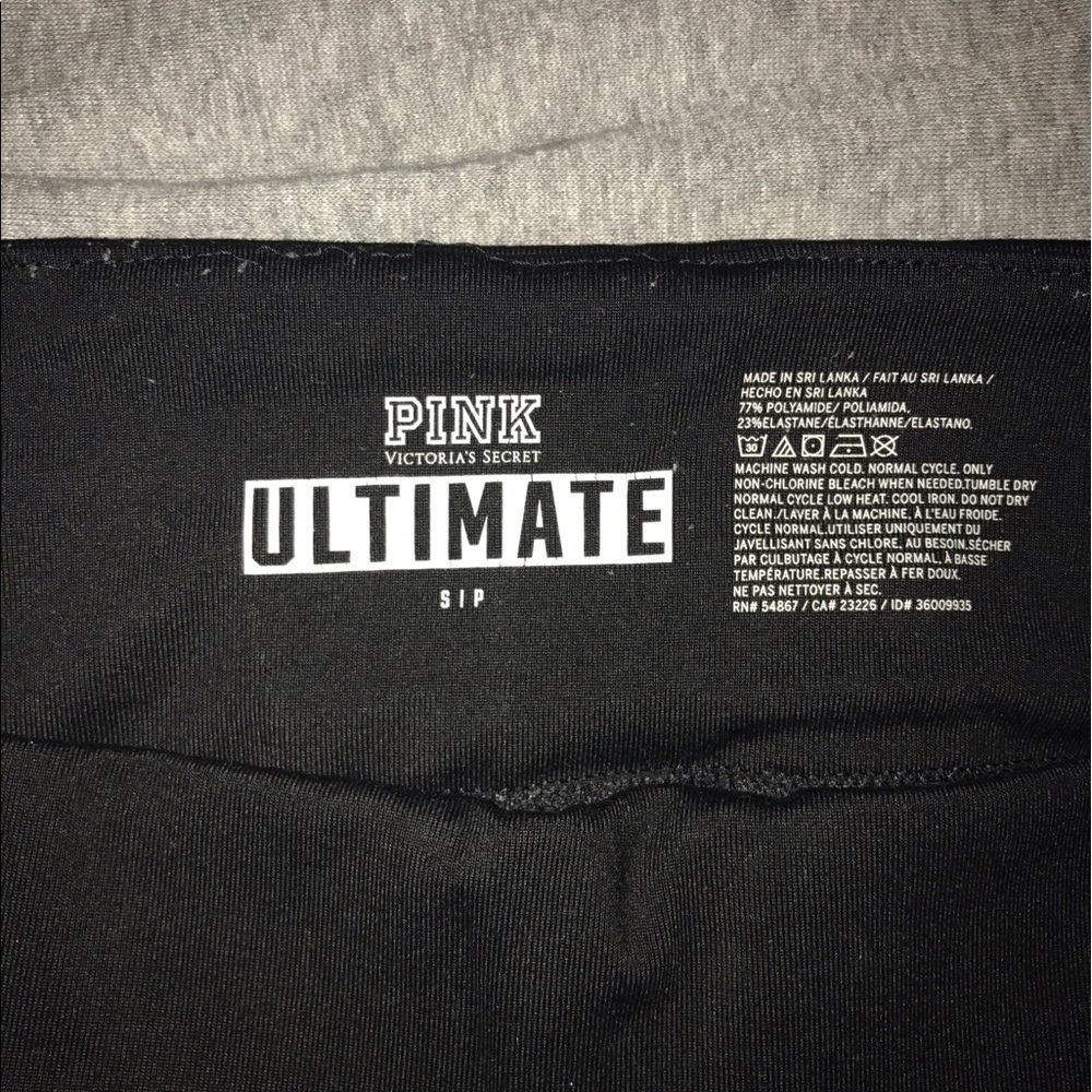 Black leggings