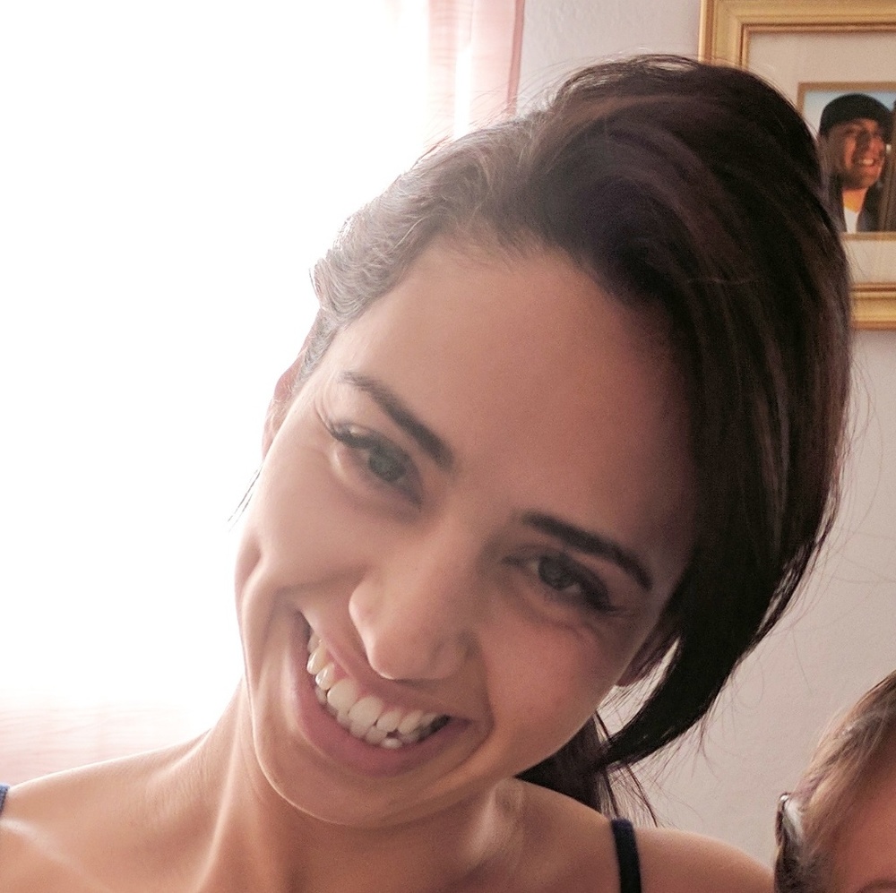 Meet your Posher, Cinthya