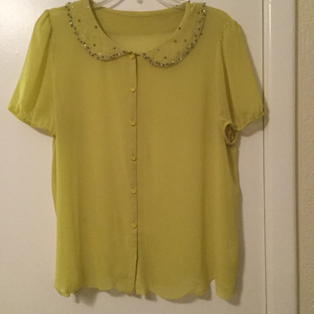Shear yellow top
