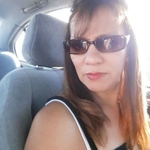 Meet your Posher, Mona