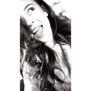 Meet your Posher, Jeannette