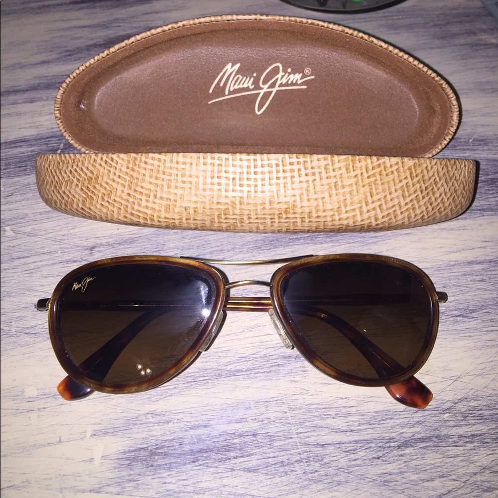 POLARIZED MAUI JIM AVIATORS!!