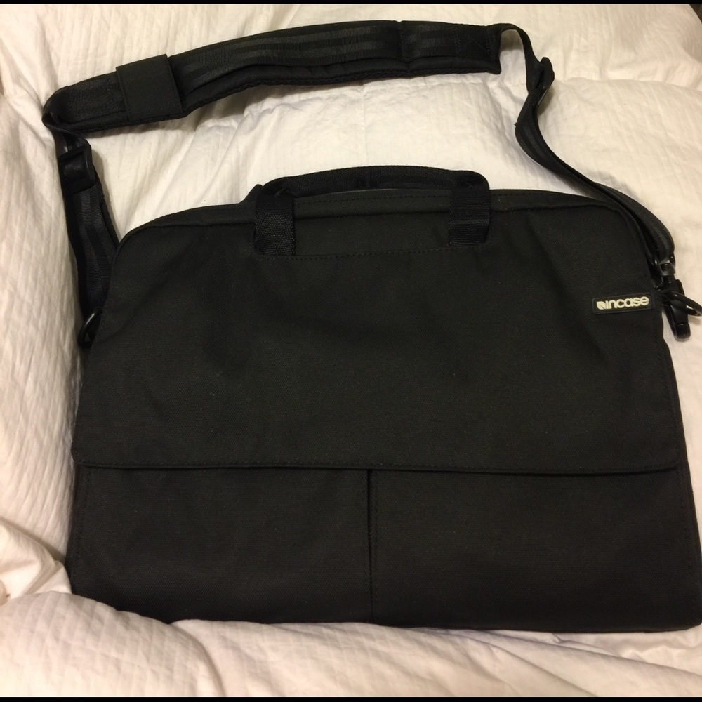 Laptop Messenger Bag
