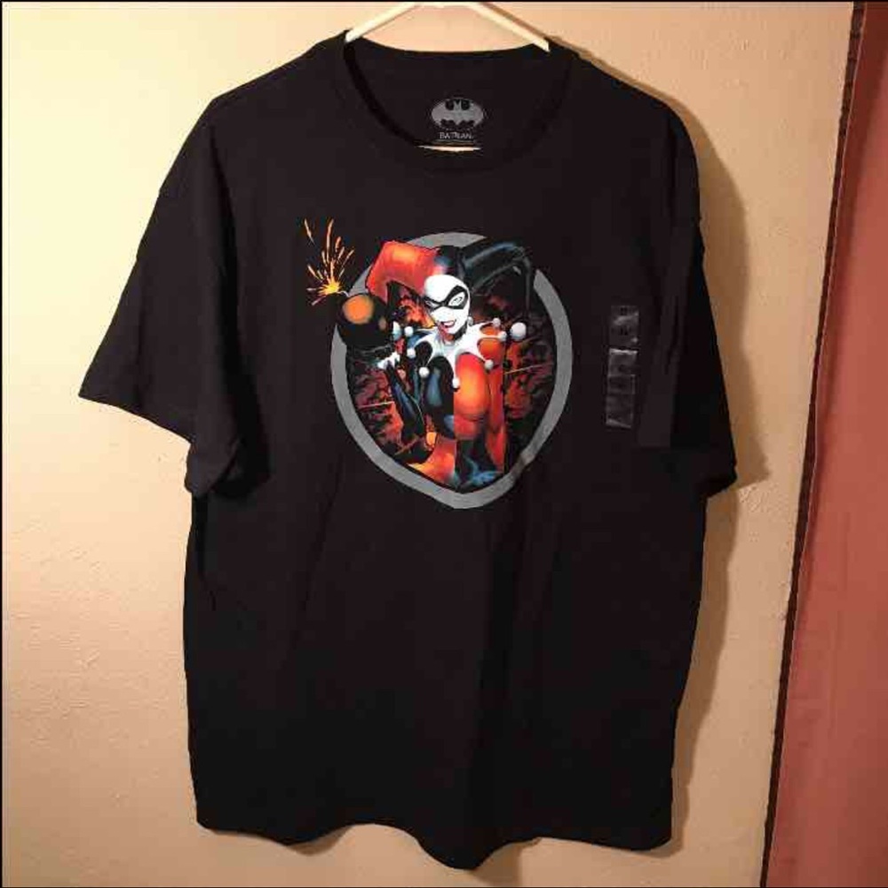 Harley Quinn shirt size xl