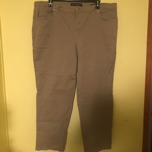 Tan Gloria Vanderbilt Denim jeans sz 22w