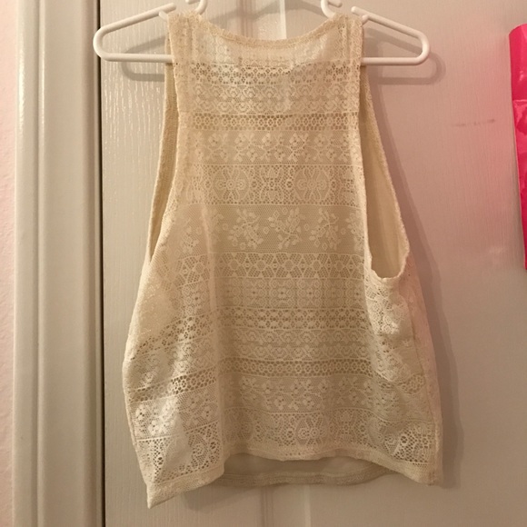 Hollister crop top - Picture 3 of 4