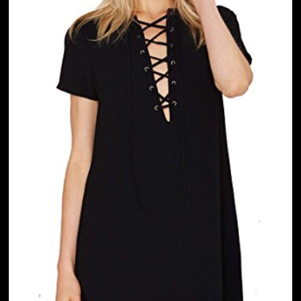 Romeo + Juliet Loose Lace Up Dress