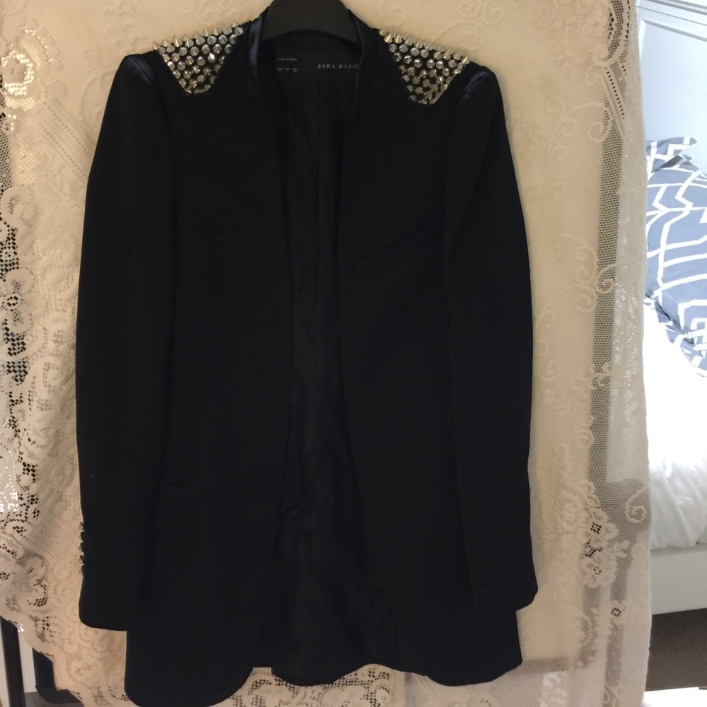 Zara basic