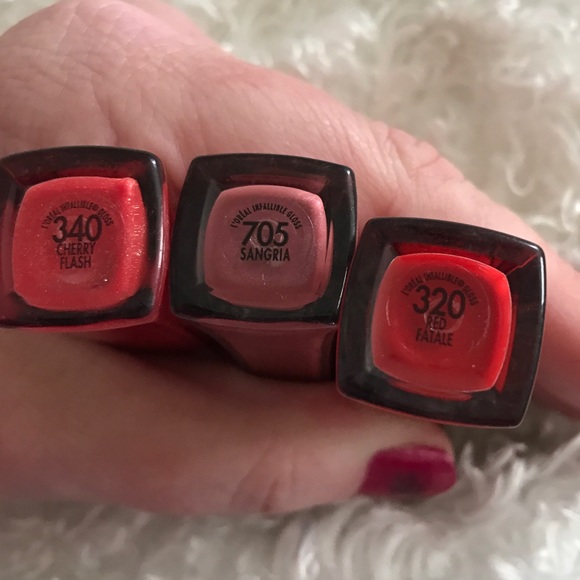 🎉🎉HOST PICK🎉🎉 L'Oréal Infallible 8 hr. Gloss - Picture 3 of 3