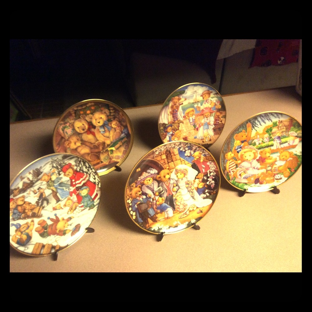 Carol Lawson, limited Edition plates