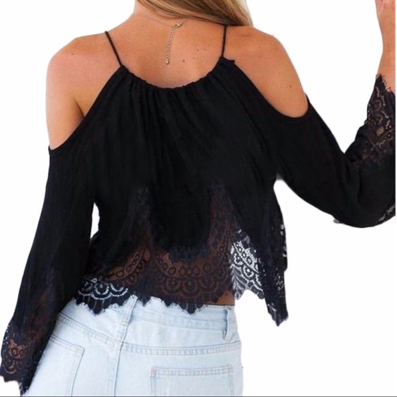 Spring Fling Lace Crop - Picture 3 of 4