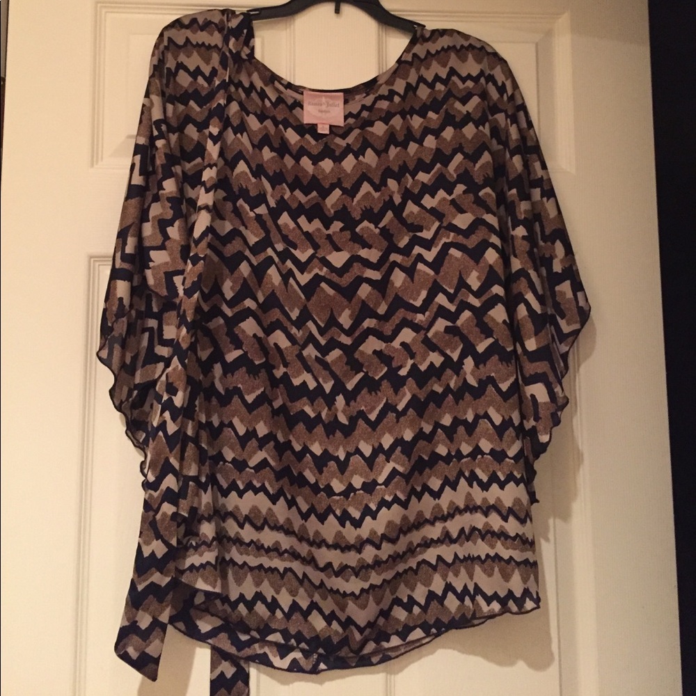 Romeo and Juliet Beige and Navy Shirt