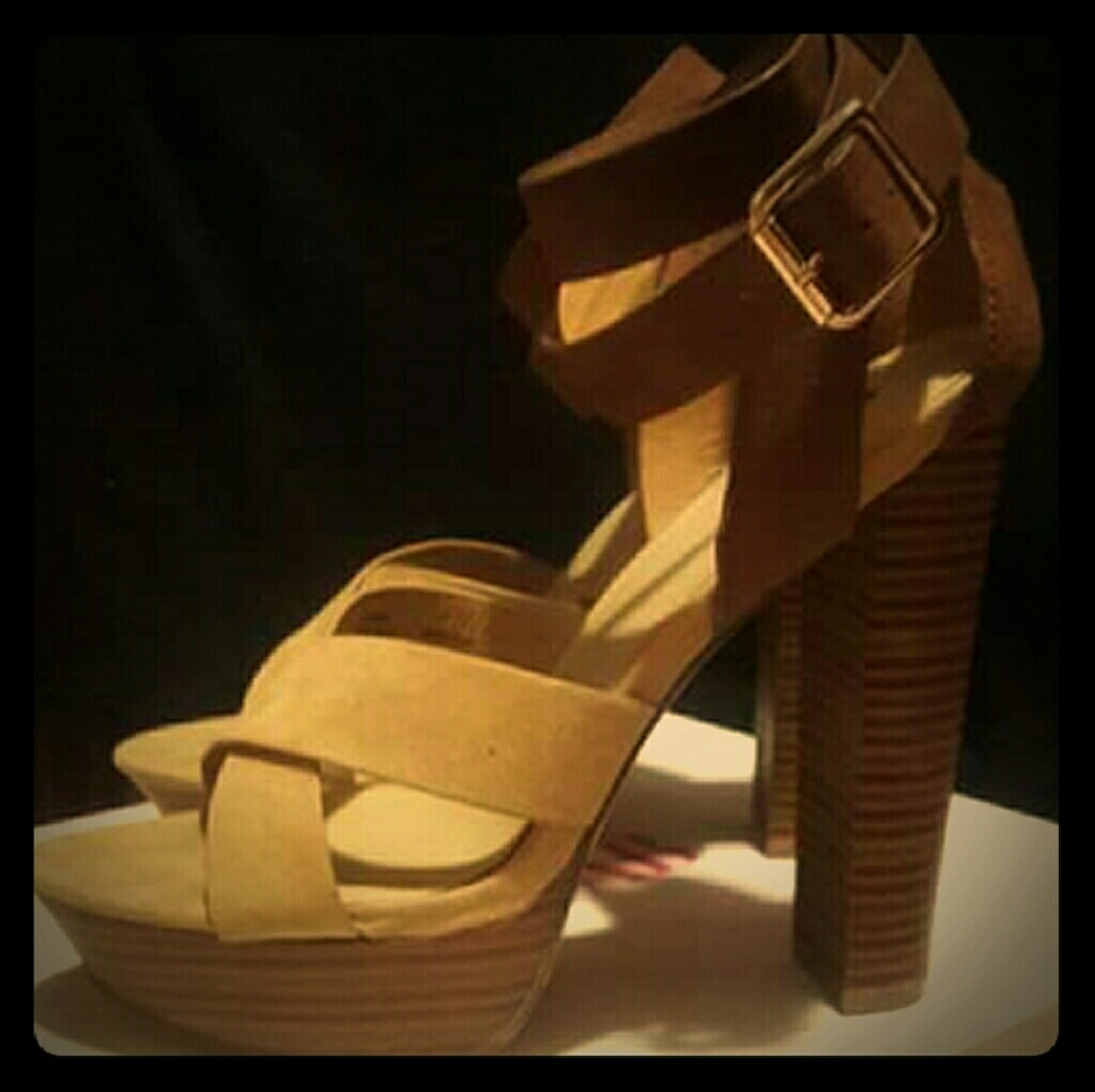 Faux suede Brown and Tan 4"heels