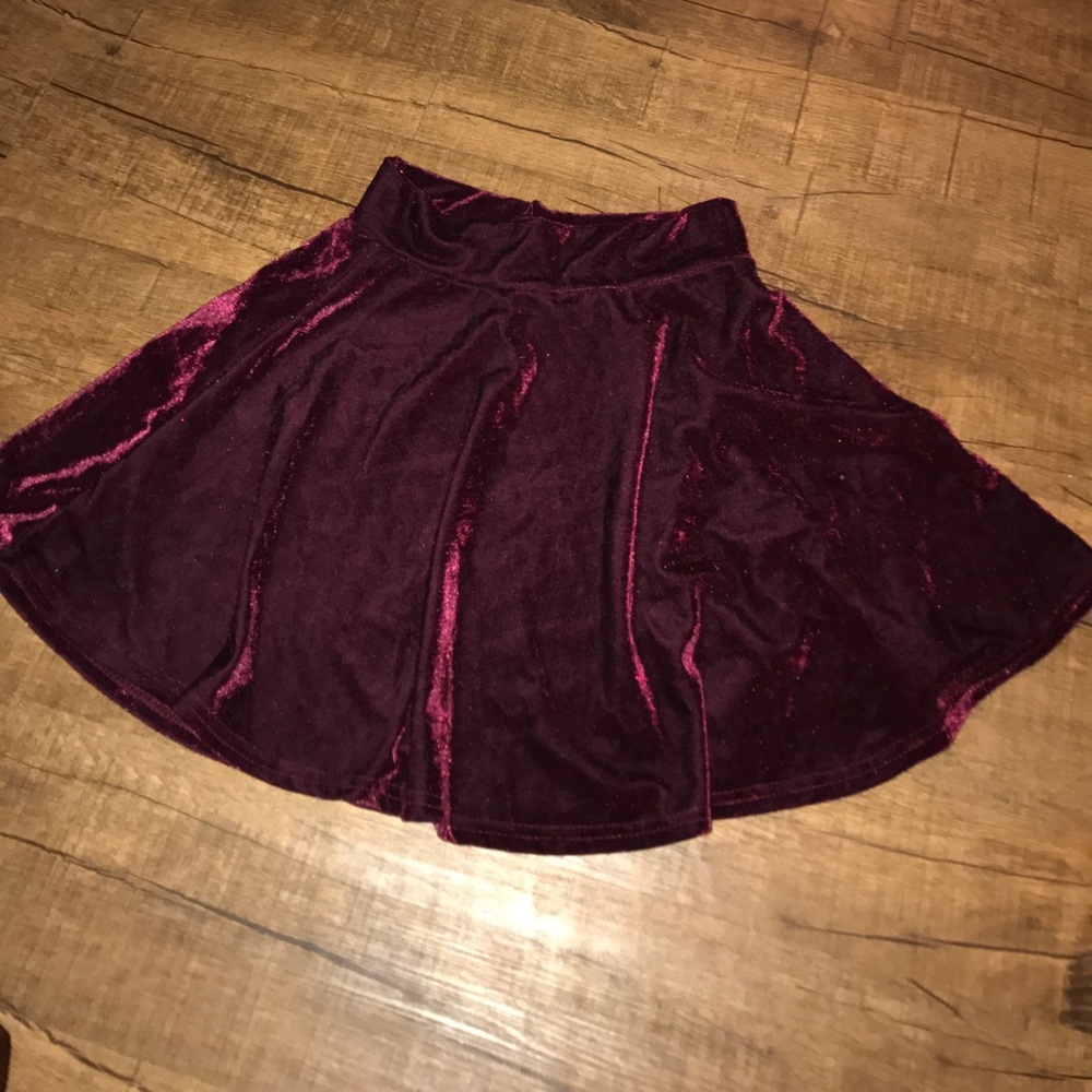 Velvet skirt