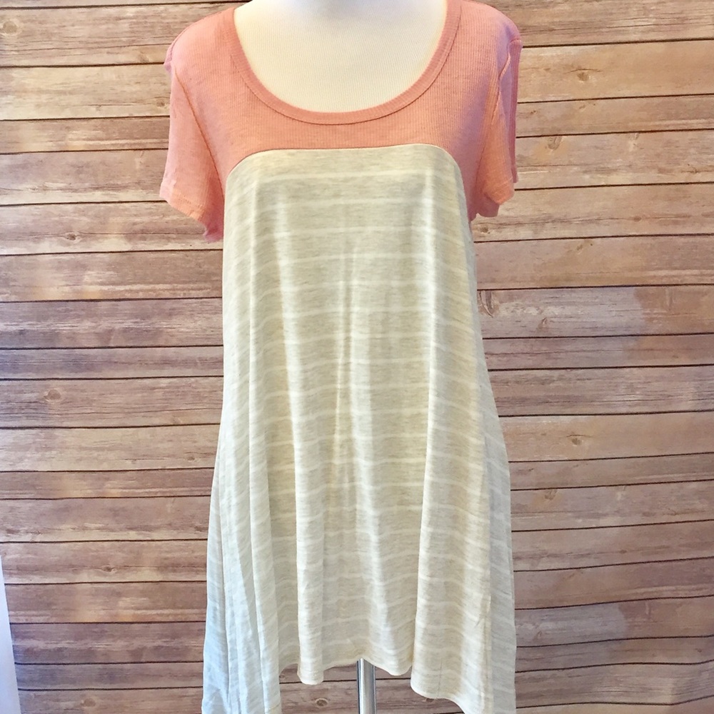 Last one Large Striped/colorblock comfy tee - Picture 2 of 6