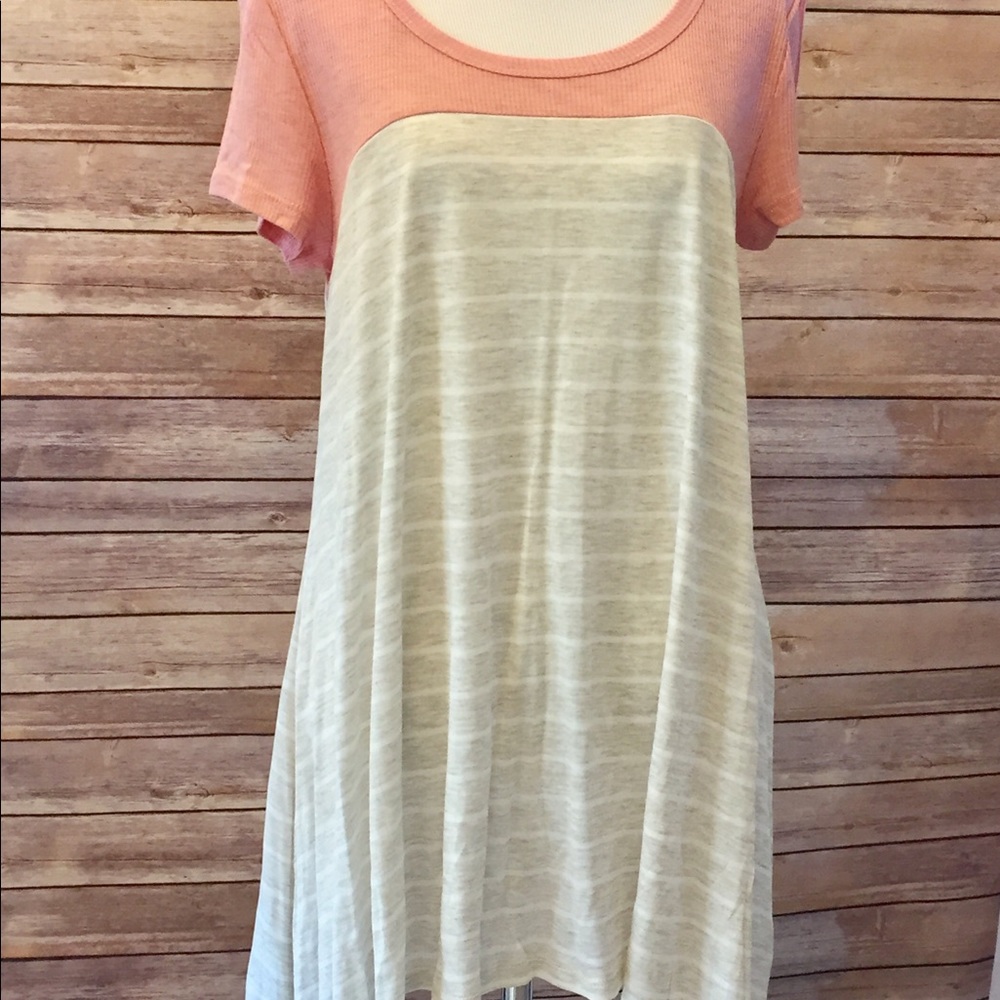 Last one Large Striped/colorblock comfy tee - Picture 3 of 6