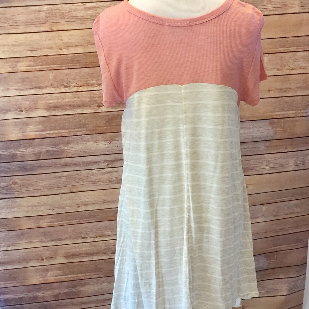 Last one Large Striped/colorblock comfy tee - Picture 4 of 6
