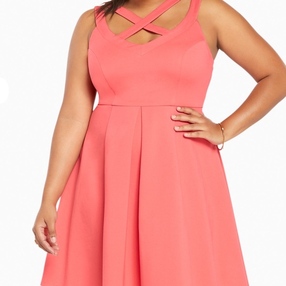 1 LEFT!! 💕 Torrid Strappy Skater Dress - Picture 2 of 5
