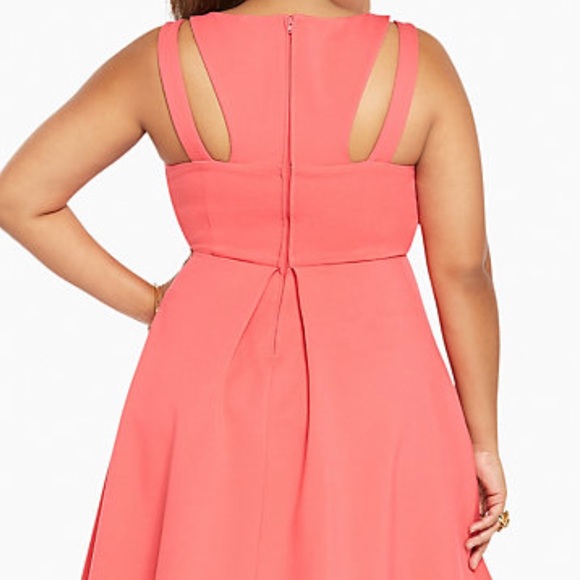 1 LEFT!! 💕 Torrid Strappy Skater Dress - Picture 3 of 5
