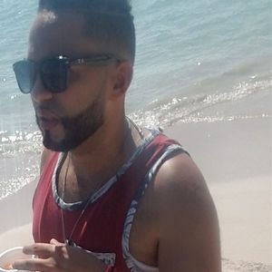 Meet your Posher, Cesar