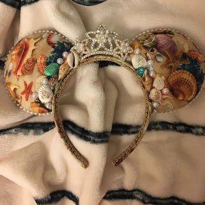 Mickey Mouse Ears ✨accepting offers✨