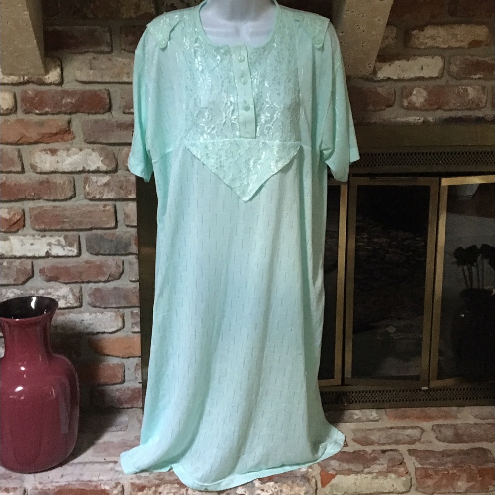 JOLIE INTIMATES GREEN NIGHTGOWN