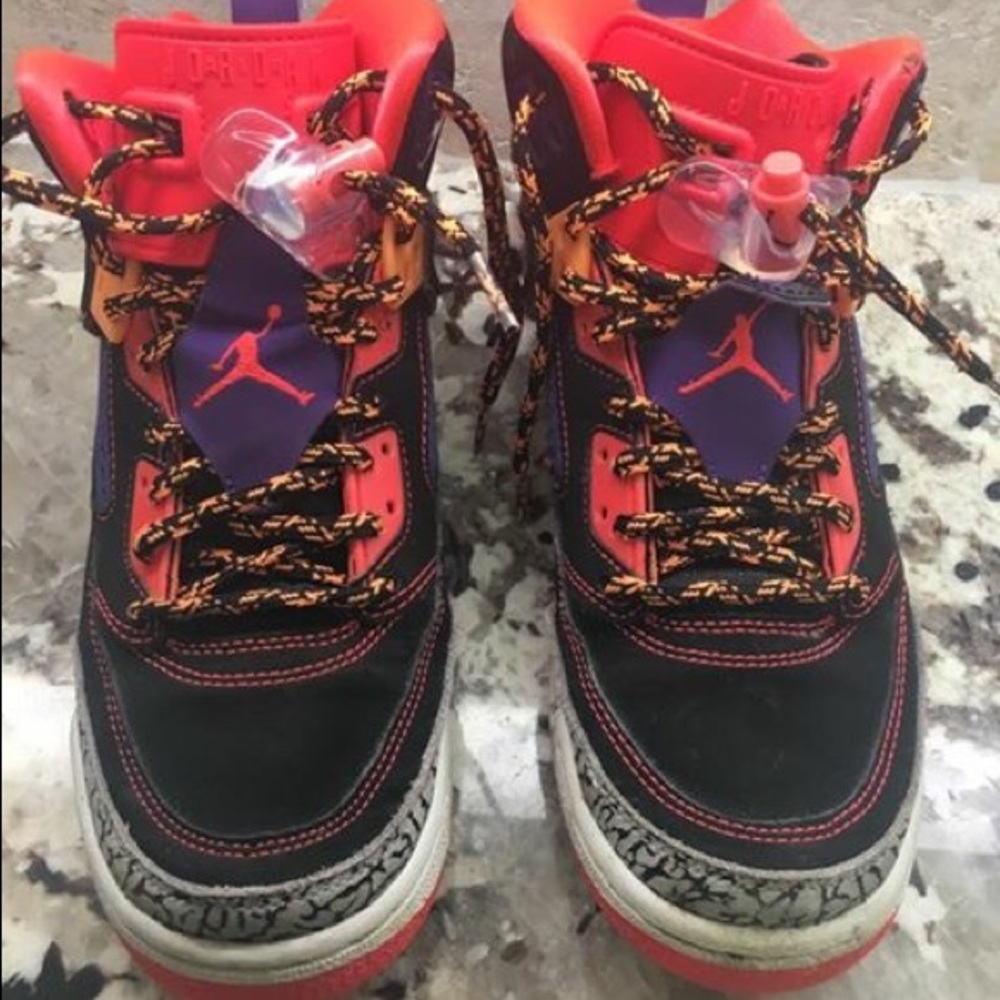 Jordan's size 6y