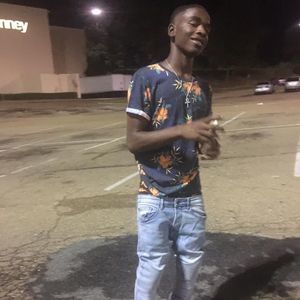 Meet your Posher, Malik