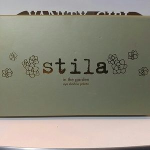 Stila | In the Garden Eyeshadow Palette