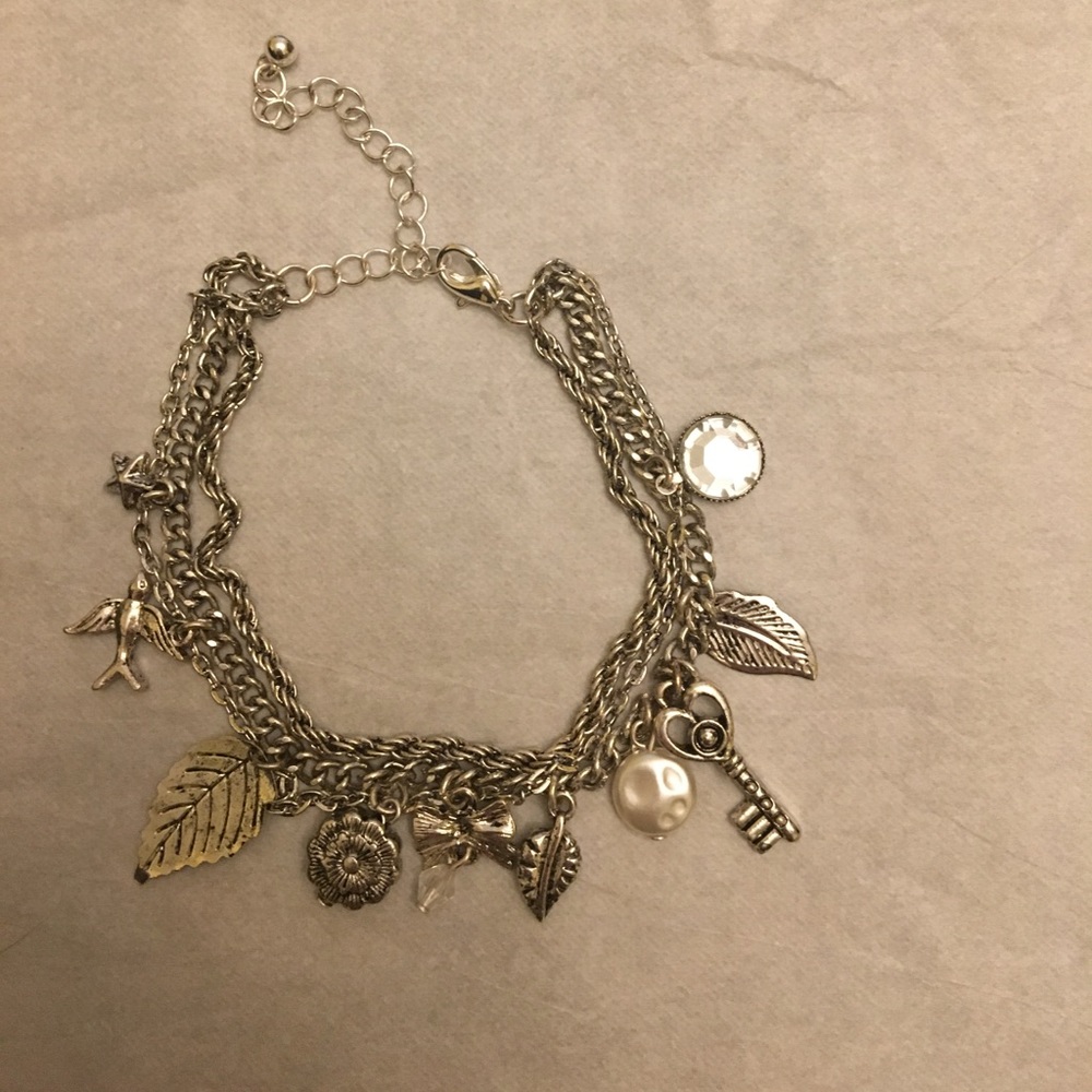Charm bracelet