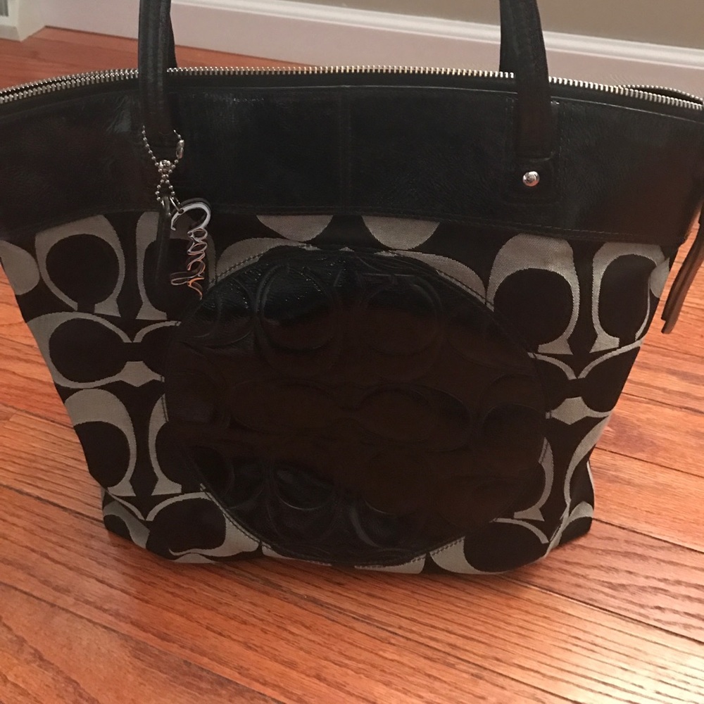 Reduced!!!!!!! Like New Coach Purse