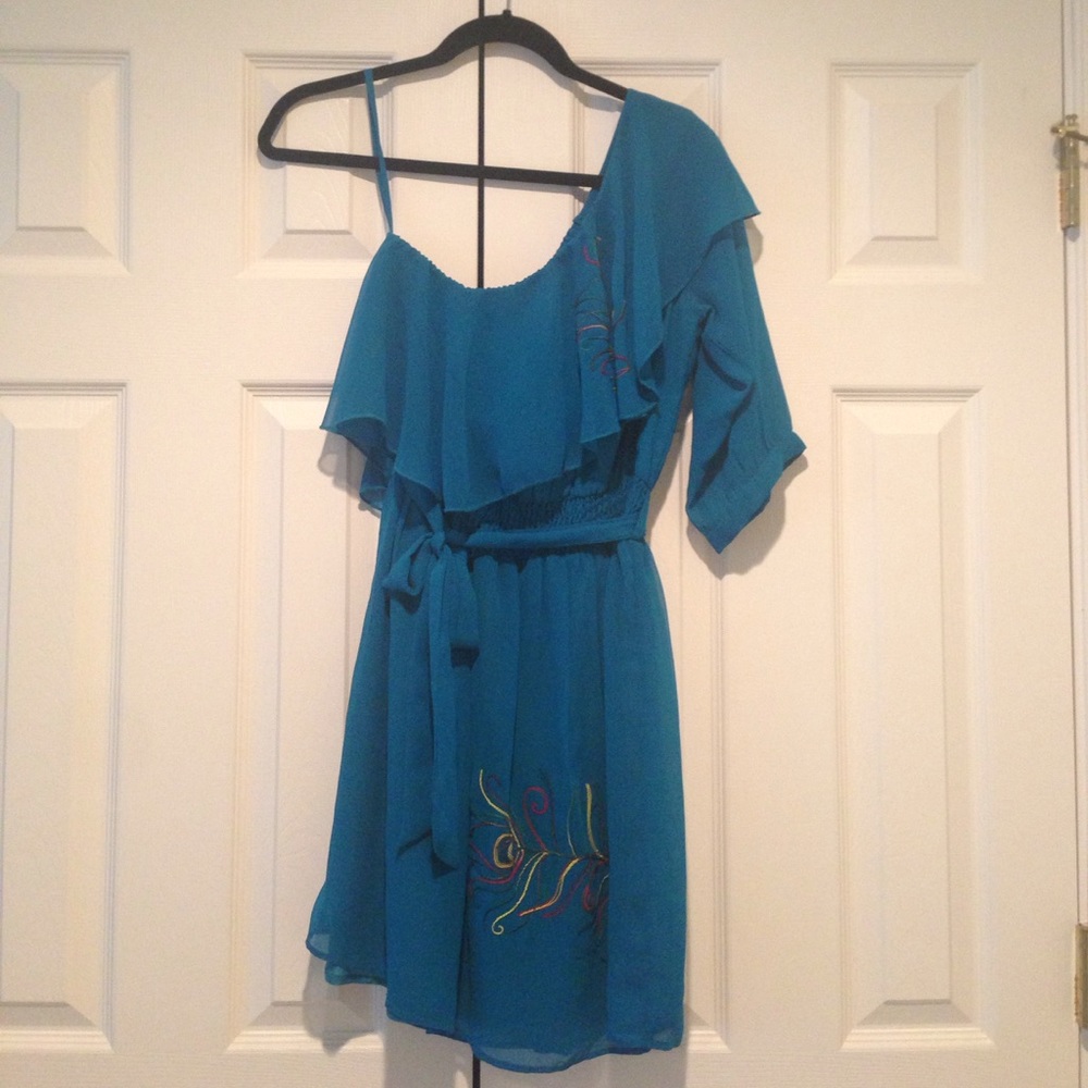 Cute Blue One-Shoulder Embroidered Dress