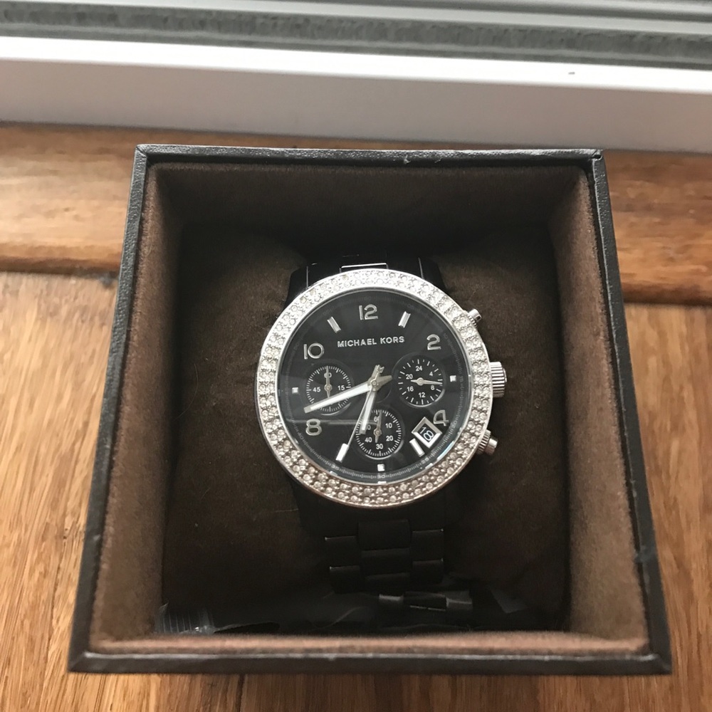 Michael Kors black ceramic watch