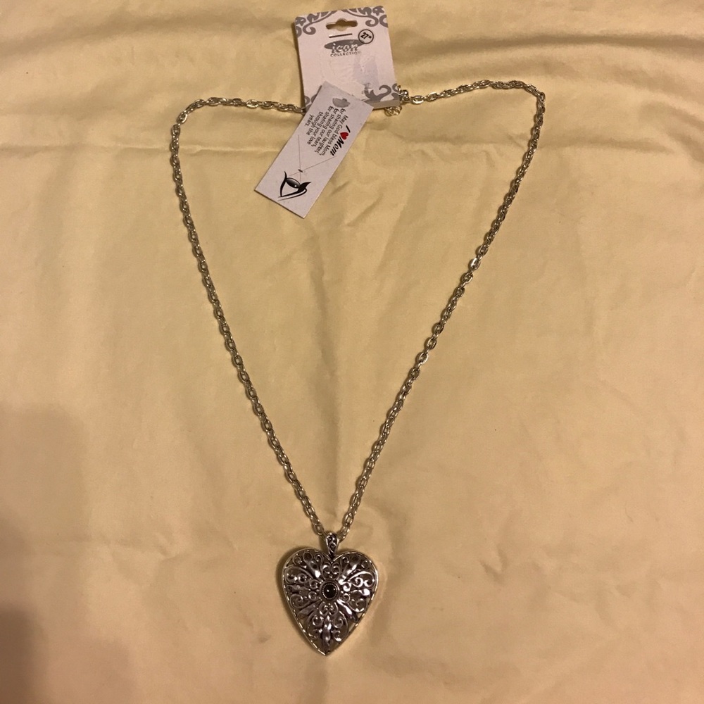 I Love Mom Necklace 🆕 New with tags