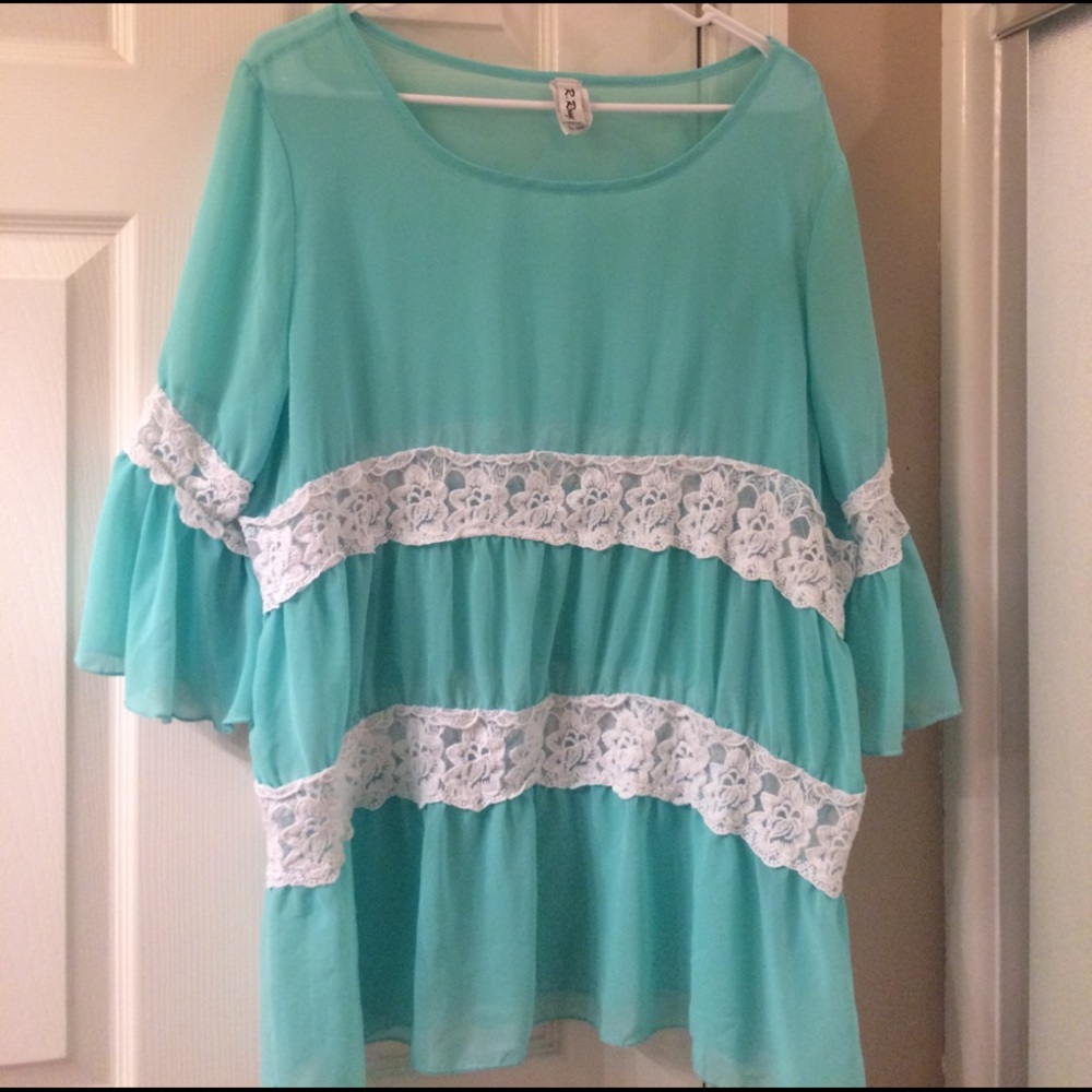 Boutique top