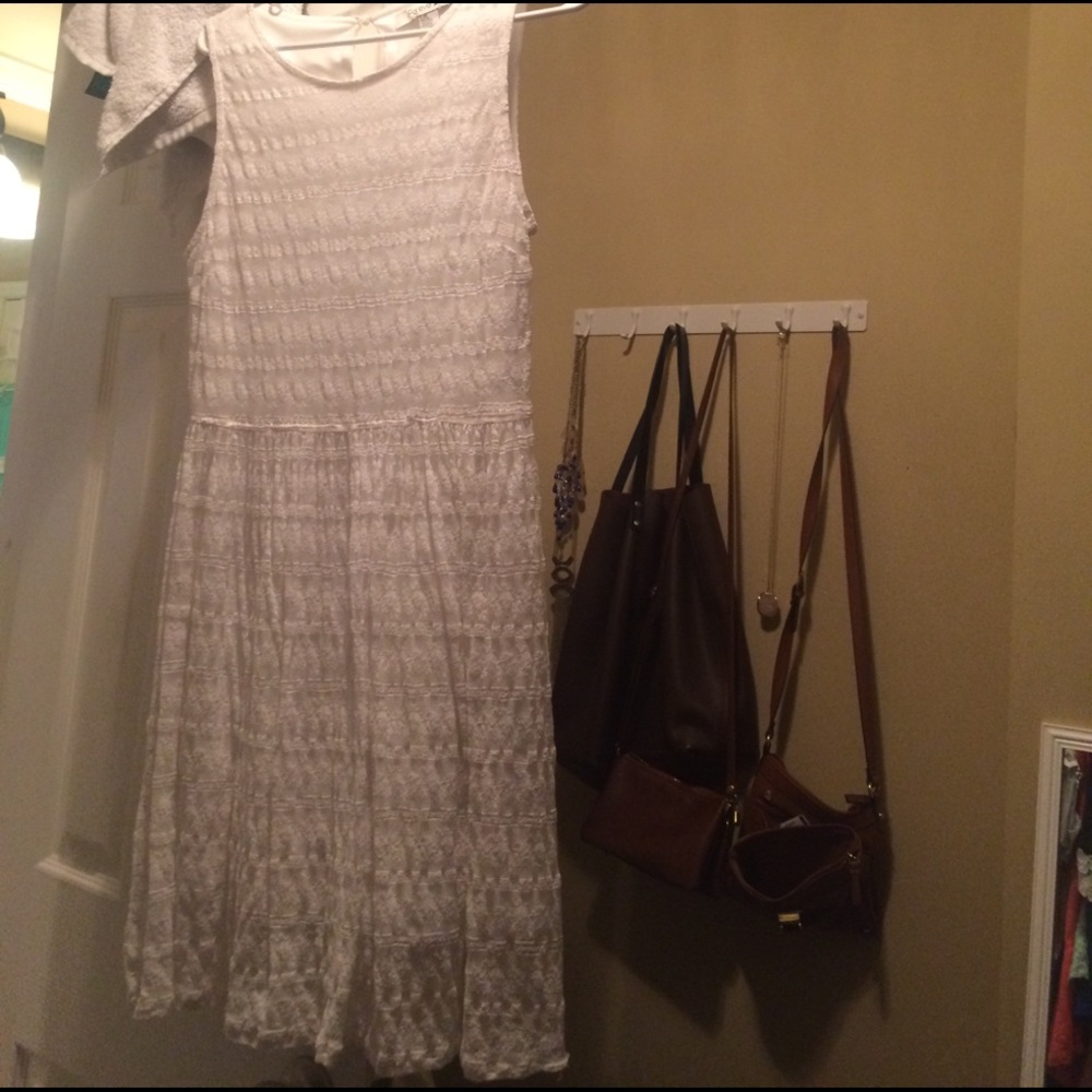 Forever 21 lace dress