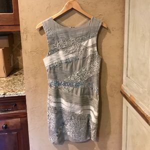 Alice + Olivia size 4