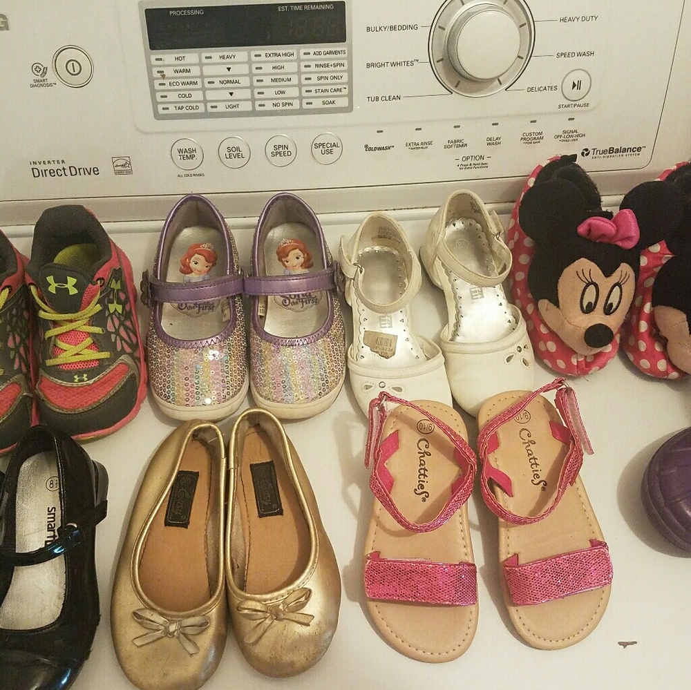 Lot of toddler 8/9c girls