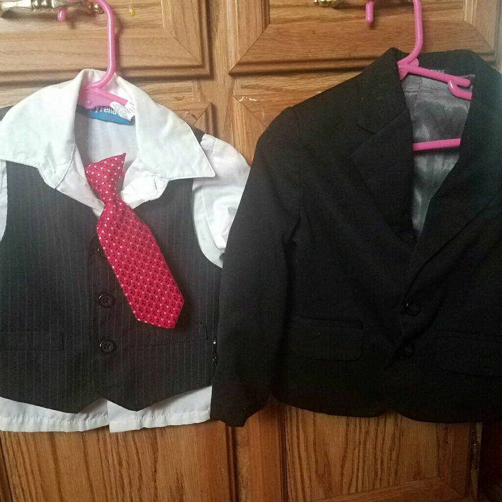 Toddler 18m suit 5 pieces