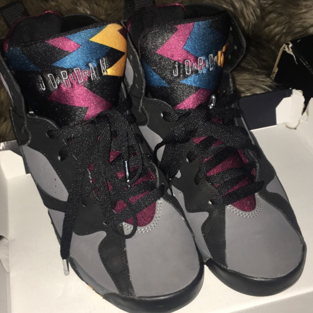 Jordan bordeaux 7's