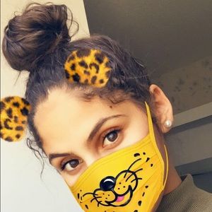 Meet your Posher, Jeydi