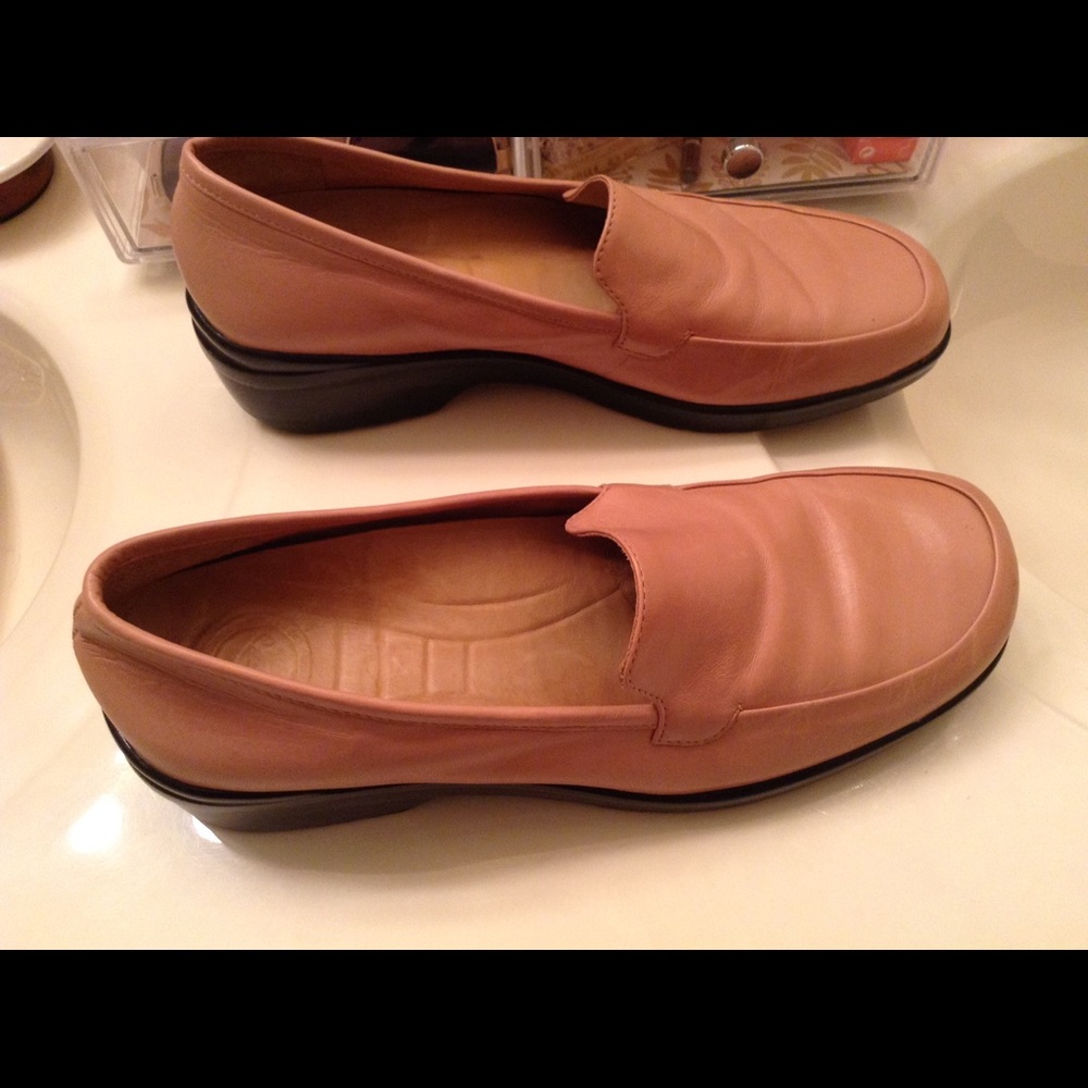 Nurture Leather Loafers