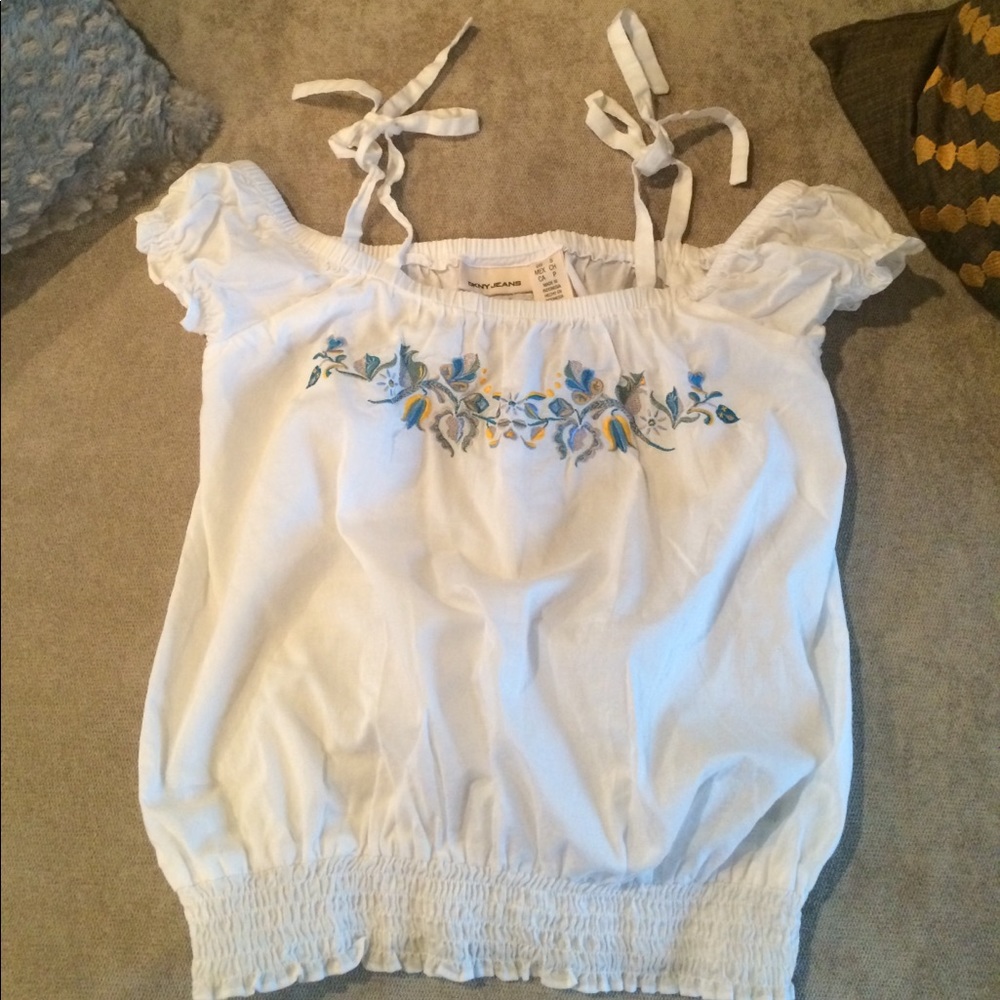 DKNY top NWOT