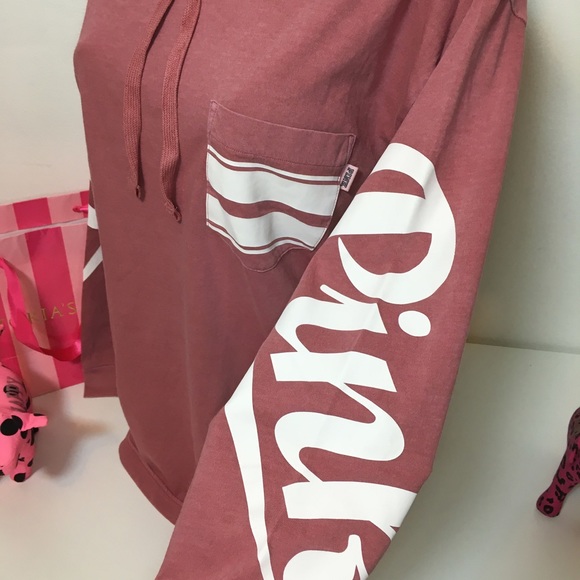 NEW PINK VS LOGO CAMPUS HOODIE TEE T SHIRT - Picture 4 of 7