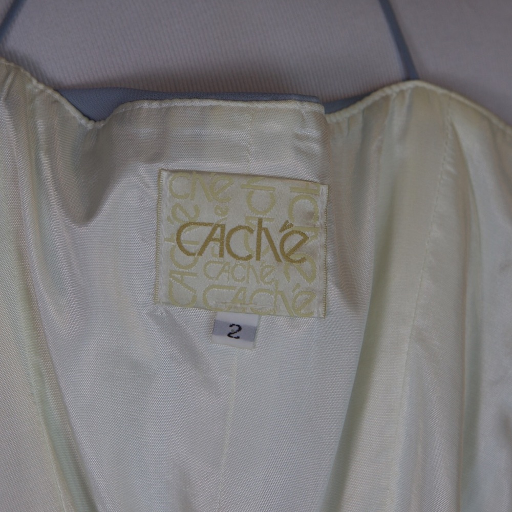 Cache vintage formal gown in light blue - Picture 6 of 7